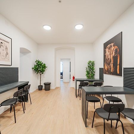 Chic Central City Rooms By Home2 Vienna Luaran gambar